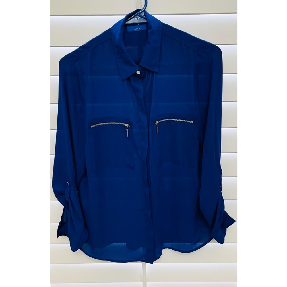 APT. 9 Women’s Long Sleeve Button Down Blouse